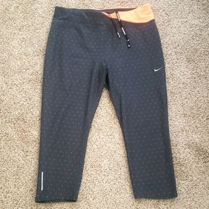 Nike Dry Fit Capri